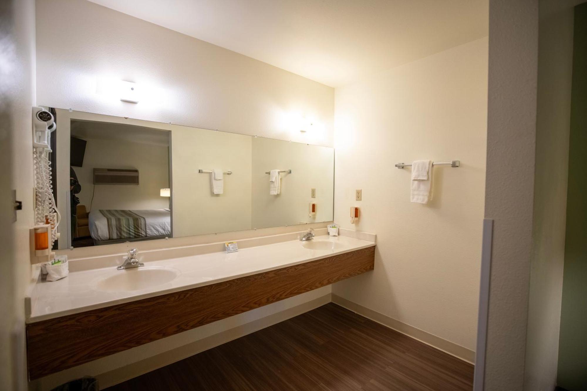 Mountain Vista Hotel West Yellowstone Ngoại thất bức ảnh